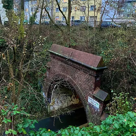 Tunnel - Nordbahntrasse, Kontaktloser Self-check-in, Netflix