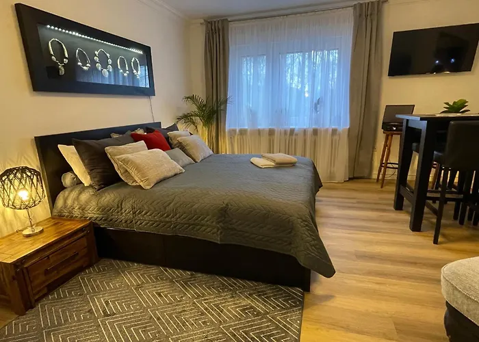 Tunnel - Nordbahntrasse, Kontaktloser Self-check-in, Netflix Appartement *